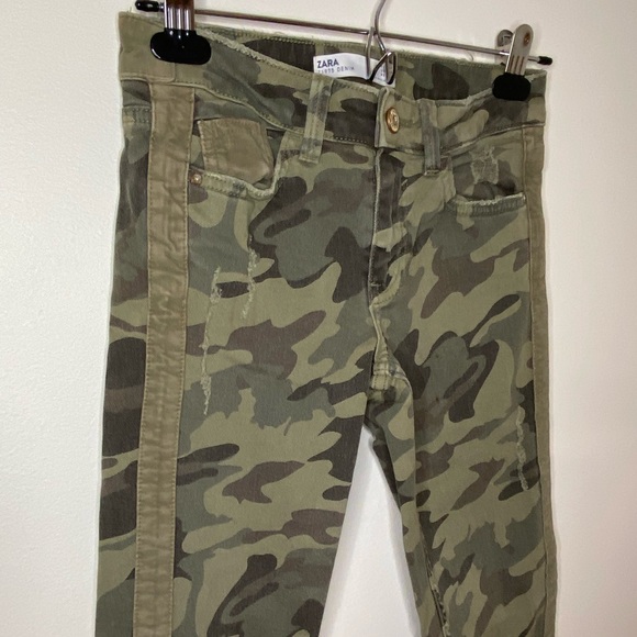 Army print mid rise jeans - Picture 3 of 4